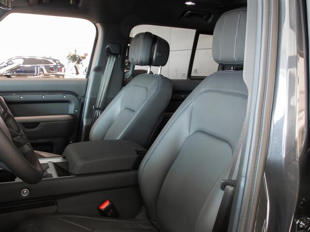 Land Rover DEFENDER 110 2.0 P300e 110 X-Dynamic HSE Snel Leverbaar | Prijs Exclusief Daktent | Leder Uitbreiding!