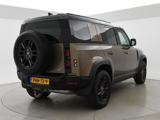 Land Rover DEFENDER 2.0 D240 110 GRIJS KENTEKEN + PANORAMADAK | 360 CAMERA | WEGKL. TREKHAAK | MERIDIAN | LUCHTVERING