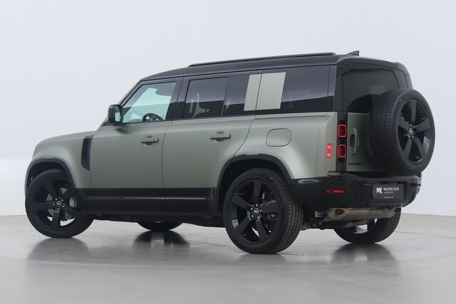 Land Rover DEFENDER P300e 110 X-Dynamic HSE | Black Pack | 6P | Satin Mat | Stoelkoeling | 22 Inch | 3D Surround Camera | Panoramadak