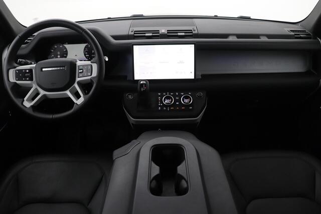 Land Rover DEFENDER P300e 110 X-Dynamic HSE | Black Pack | 6P | Satin Mat | Stoelkoeling | 22 Inch | 3D Surround Camera | Panoramadak