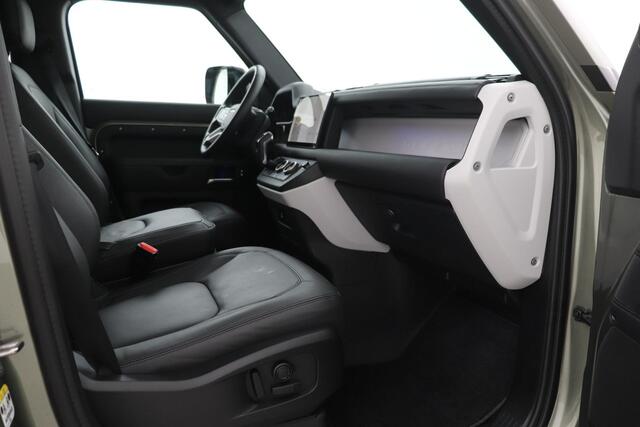Land Rover DEFENDER P300e 110 X-Dynamic HSE | Black Pack | 6P | Satin Mat | Stoelkoeling | 22 Inch | 3D Surround Camera | Panoramadak