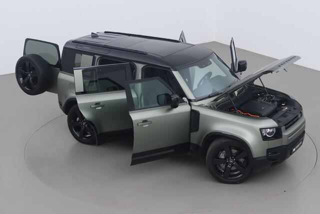 Land Rover DEFENDER P300e 110 X-Dynamic HSE | Black Pack | 6P | Satin Mat | Stoelkoeling | 22 Inch | 3D Surround Camera | Panoramadak