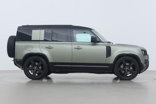 Land Rover DEFENDER P300e 110 X-Dynamic HSE | Black Pack | 6P | Satin Mat | Stoelkoeling | 22 Inch | 3D Surround Camera | Panoramadak