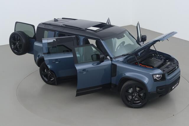 Land Rover DEFENDER P300e 110 X-Dynamic HSE | Black Pack | ACC | Luchtvering | 22 Inch | 3D Surround Camera | Stoelkoeling | Panoramadak | Trekhaak