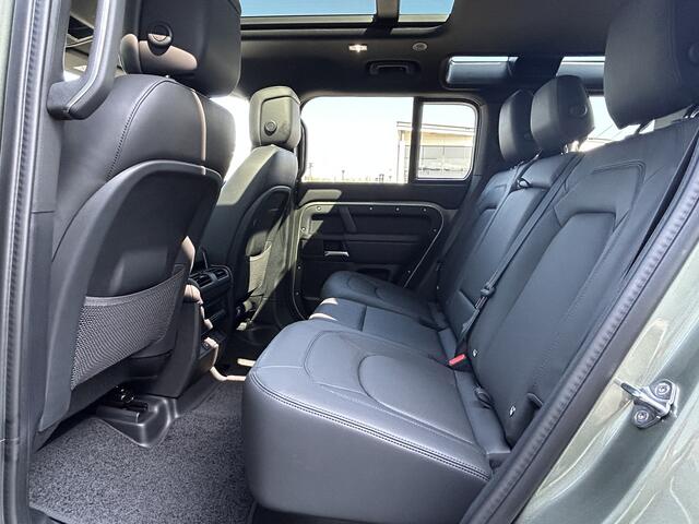 Land Rover DEFENDER 110 P300e 300 110 X-Dynamic HSE | DEMO | Geklimatiseerde voorstoelen | Elektr. trekhaak tot 3.000kg |