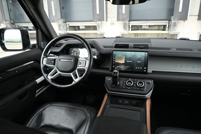 Land Rover DEFENDER 2.0 P400e 110 HSE