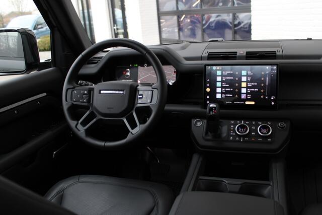 Land Rover DEFENDER 110 3.0 D300 / 110 / X-Dynamic / HSE / Luchtvering / Panorama / Vol Opties / NIEUW