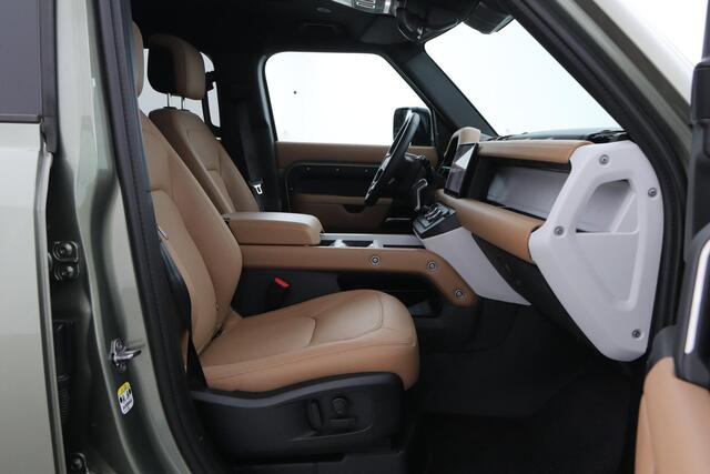 Land Rover DEFENDER 2.0 P400e 110 X-Dynamic HSE | Black Pack | Trekhaak | Panoramadak | Meridian | ACC | Luchtvering | 22 Inch