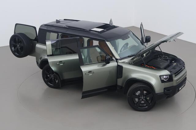 Land Rover DEFENDER 2.0 P400e 110 X-Dynamic HSE | Black Pack | Trekhaak | Panoramadak | Meridian | ACC | Luchtvering | 22 Inch