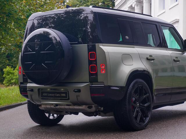 Land Rover DEFENDER 110 2.0 P300e 110 X-Dynamic SE | Pano | 22 inch | Meridian | 360 Camera | Luchtvering |