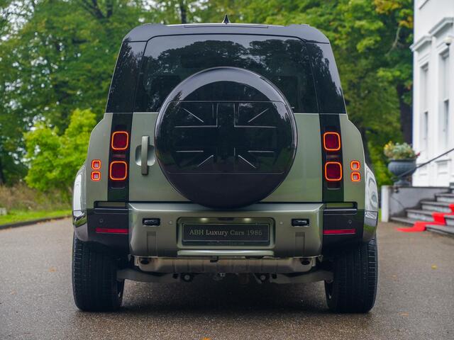 Land Rover DEFENDER 110 2.0 P300e 110 X-Dynamic SE | Pano | 22 inch | Meridian | 360 Camera | Luchtvering |
