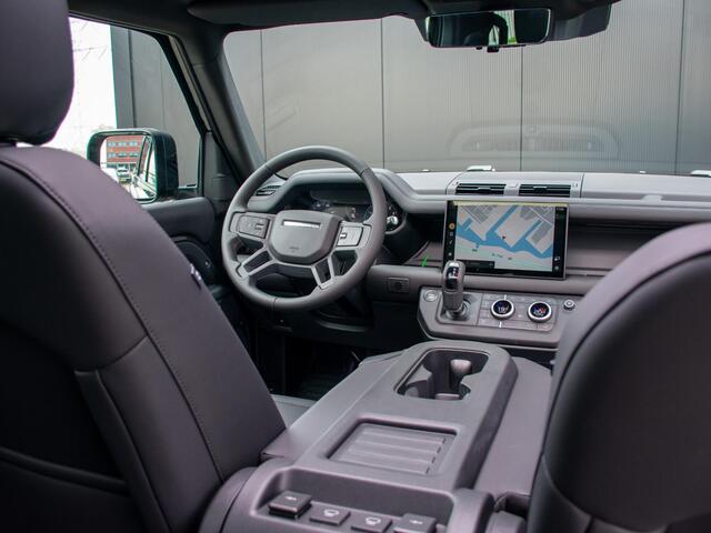 Land Rover DEFENDER 110 2.0 P300e 110 X-Dynamic l 6 Persoons l Schuif- /kantel Pano l Adapt. Cruise l Black Pack l 360 Camera