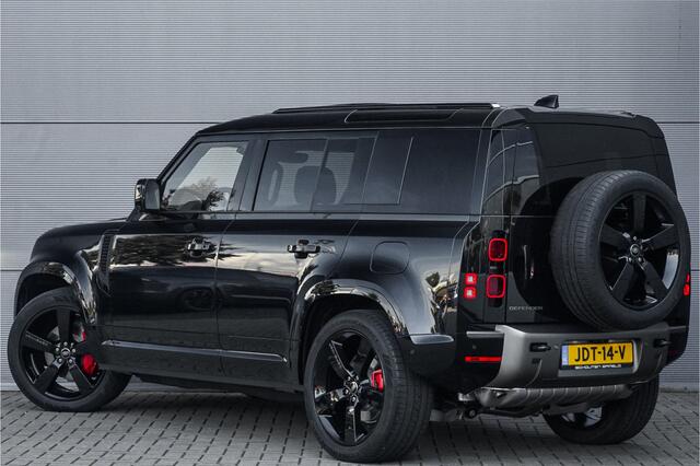 Land Rover DEFENDER 110 2.0 P300e 110 X-Dynamic SE Pano ACC 360° Memory 22" Stoelverw
