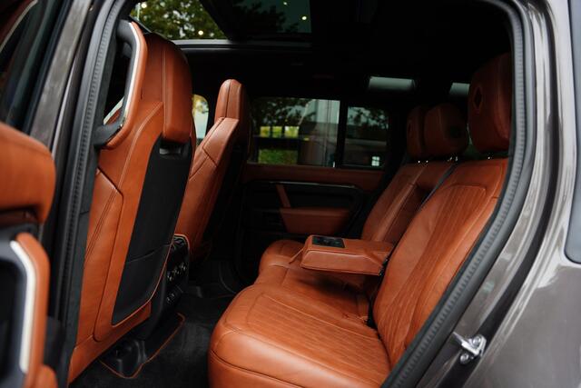 Land Rover DEFENDER 110 P 635 V 8 Octa One of One EXPORT PRICE Lamborghini Leather