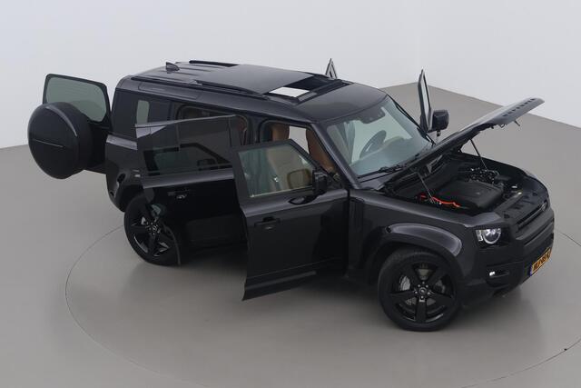 Land Rover DEFENDER 110 P300e X-Dynamic HSE | Black Pack | 22 Inch | ACC | BLIS | Panoramadak | Stoelkoeling | Trekhaak