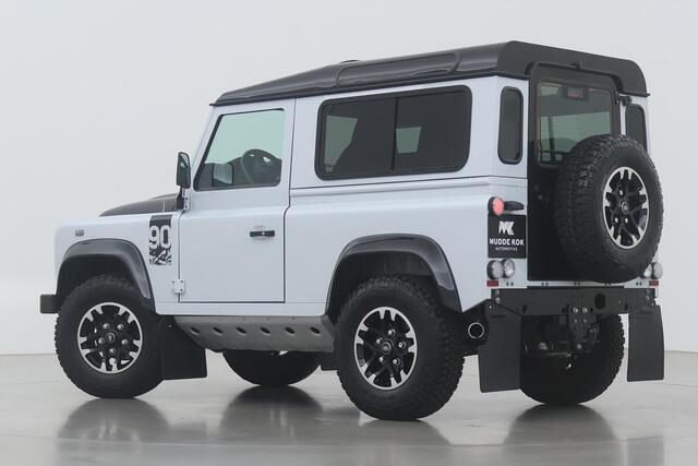 Land Rover DEFENDER 2.2 D 90 SW TD4 Adventure Limited | 4P | Glazen kanteldak | Trekhaak | Vol-Leder | 16 Inch Lichtmetaal