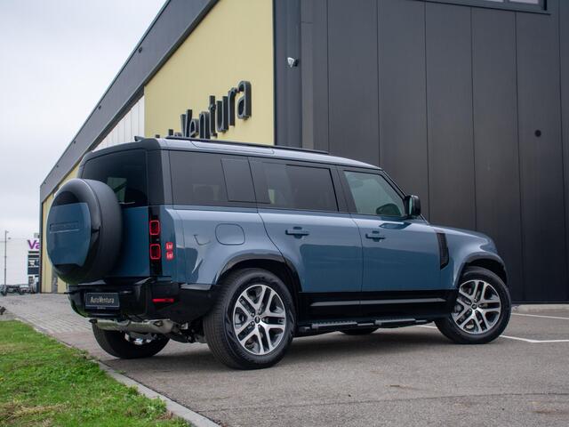 Land Rover DEFENDER 110 2.0 P300e 110 X-Dynamic l 6 Persoons l Treeplanken l Schuif- /kantel Pano l Adapt. Cruise l Black Pack l 360 Camera