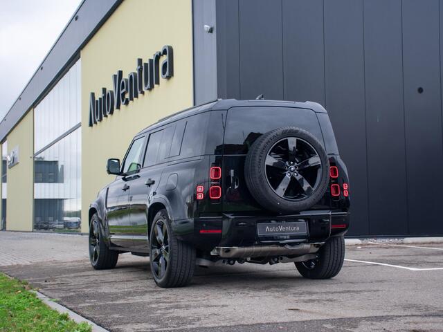 Land Rover DEFENDER 110 2.0 P300e 110 X-Dynamic HSE l NP ¤126.834 l Trekhaak l Schuif-/kantel Panorama dak l Black Pack l 22 Inch