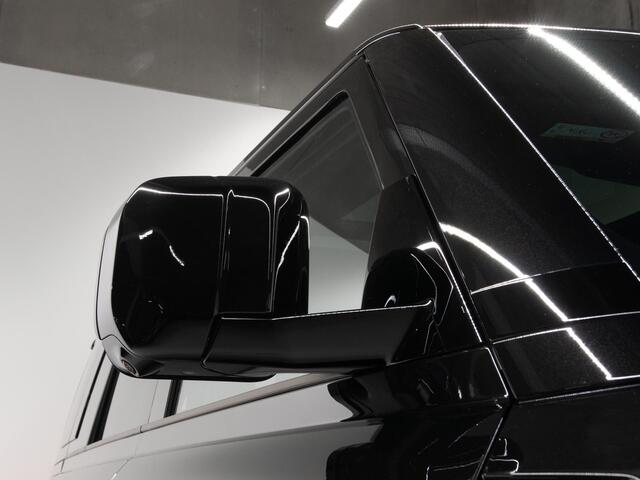 Land Rover DEFENDER 110 2.0 P300e 110 X-Dynamic HSE Urban V8 Look!