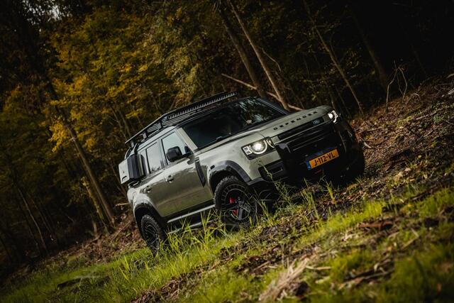 Land Rover DEFENDER 3.0 P400 110 HSE