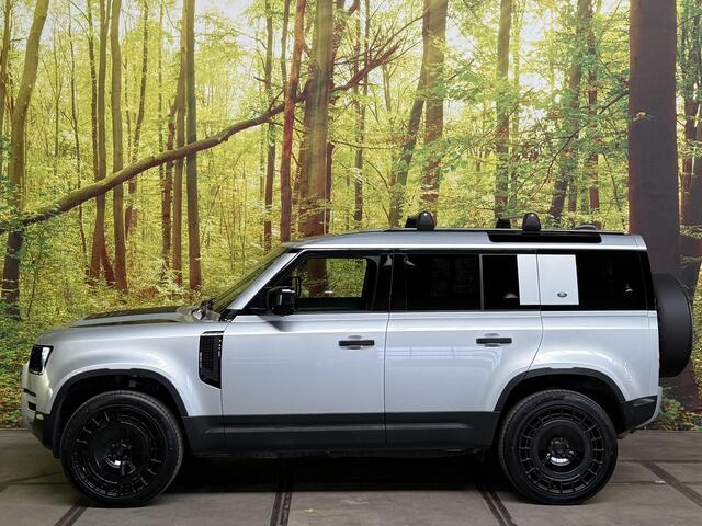 Land Rover DEFENDER 110 3.0 D200 MHEV Automaat Black Pack 22 Inch 6 Cilinder Apple Carplay 360 Camera Navi LED DAB