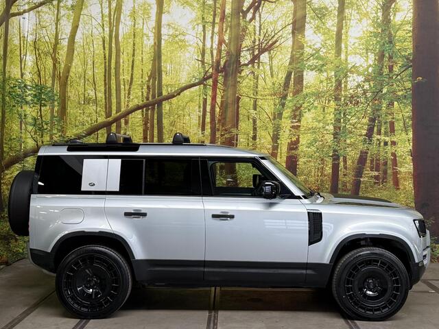 Land Rover DEFENDER 110 3.0 D200 MHEV Automaat Black Pack 22 Inch 6 Cilinder Apple Carplay 360 Camera Navi LED DAB
