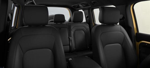 Land Rover DEFENDER 110 P300e 110 Trophy Edition Deep Sandglow Yellow