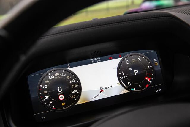 Land Rover DEFENDER 3.0 D200 110 MHEV X-Dynamic Black Edition , Meridian, Trekhaak, Panoramadak,