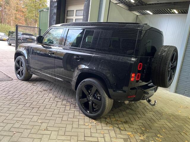 Land Rover DEFENDER P300e X-Dynamic HSE | NIEUW | Black Pack | Head-Up | Panoramadak | Stoelkoeling | Stuurverwarming | Trekhaak