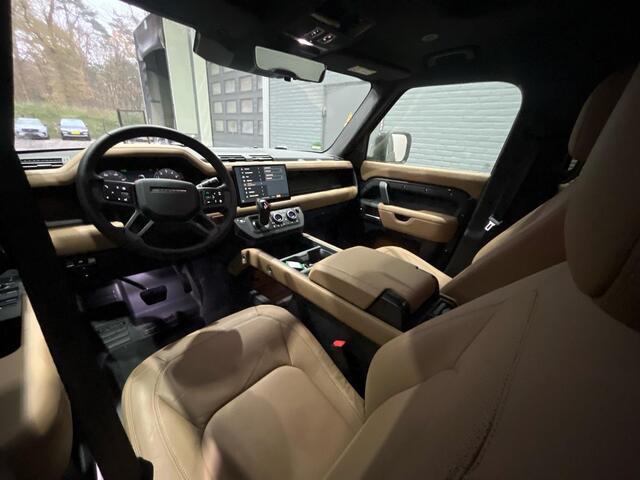 Land Rover DEFENDER P300e 110 X-Dynamic HSE | Black Pack | ClearSight | 22 Inch | Meridian Surround | ACC | Panoramadak | Trekhaak