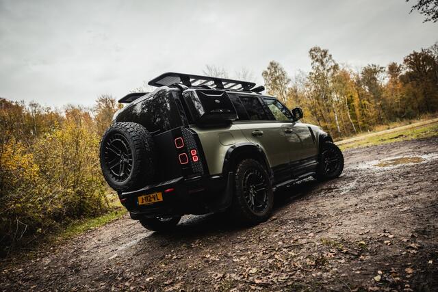 Land Rover DEFENDER 110 3.0 P400 110 HSE