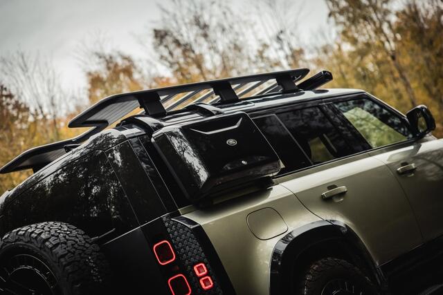 Land Rover DEFENDER 110 3.0 P400 110 HSE