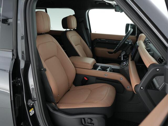 Land Rover DEFENDER 110 2.0 P300e 110 X |URBAN|panoramdak|Meridian|memory|HUD|Apple Carplay|360 camera|elek. trekhaak|stoelventilatie & verwarming|blind spot|