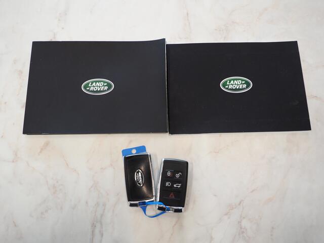 Land Rover DEFENDER 110 2.0 P400e | Panoramadak | Luchtvering | Meridian | 360 | Keyless | Trekhaak | Leder | Carplay