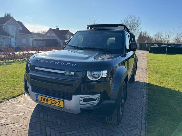 Land Rover DEFENDER P400e 404pk AWD Aut 2021 Santorini Black Luchtvering dealeronderhouden