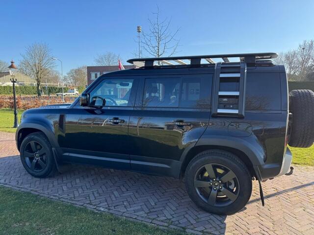 Land Rover DEFENDER P400e 404pk AWD Aut 2021 Santorini Black Luchtvering dealeronderhouden