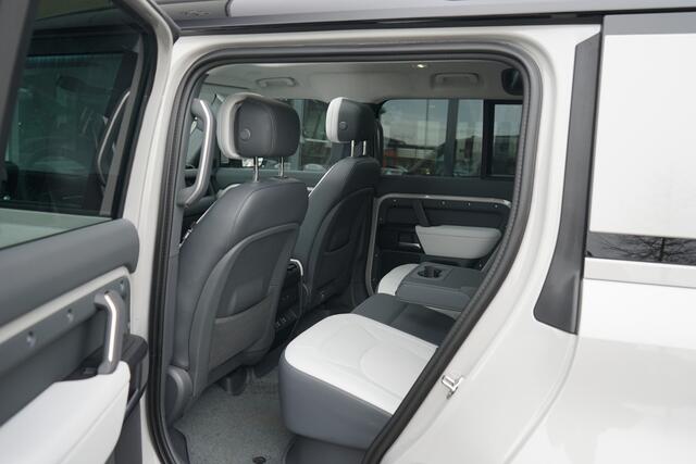Land Rover DEFENDER 110 2.0 P300e 110 X-Dynamic HSE | Facelift | Koelvak | Elektrische trekhaak |