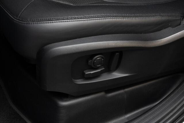 Land Rover DEFENDER 110 2.0 P400e 110 X-Dynamic HSE