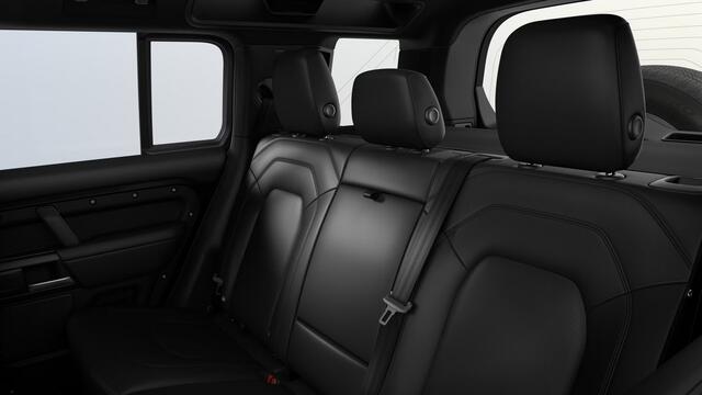 Land Rover DEFENDER 110 2.0 P300e 110 X-Dynamic SE SANTORINI BLACK|PANO DAK|TREKHAAK|20"LM VELGEN|COLD CLIMATE PACK|STOELVERWARMING| VERWACHT 08-2026