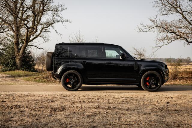Land Rover DEFENDER 110 2.0 P300e 110 X-Dynamic SE Fabrieksgarantie t/m 2030
