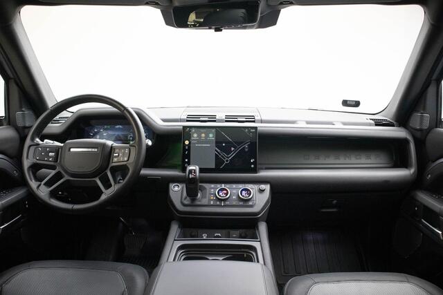 Land Rover DEFENDER 110 2.0 P400e 110 X-Dynamic HSE | Panoramadak | Cold Climate | Trekhaak | 360 Camera | Luchtvering |