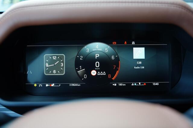 Land Rover DEFENDER 110 P 635 Octa 4.4 Edition One / BTW / Panoramadak / Meridian