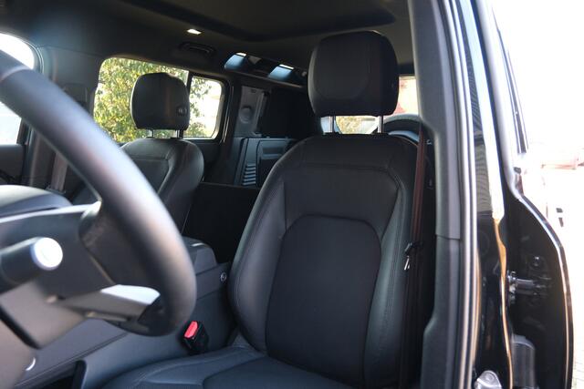 Land Rover DEFENDER Hard Top 3.0 D250 110 MHEV X-Dynamic S / 22 Inch / Laag Schot / Trekhaak / Meridan / Adaptieve Cruise Control