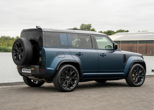 Land Rover DEFENDER 110 4.4 P635 110 Octa Sargasso Blue Satin - Carbon Exterior Pack - Trekhaak