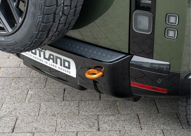 Land Rover DEFENDER 110 P300e 110 X-Dynamic HSE | Outland Edition II | Urban | Full Options | Woolstone Green | Caraway Leder |