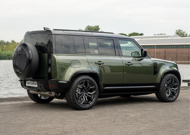 Land Rover DEFENDER 110 P300e 110 X-Dynamic HSE | Full Options | Urban WX-2R | Incl. Winterbanden | Woolstone Green | Ebony leder |
