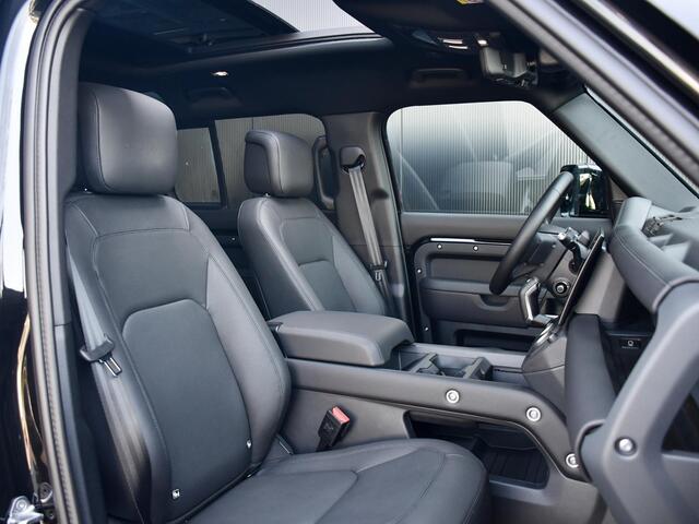 Land Rover DEFENDER 110 2.0 P300e 110 X-Dynamic HSE l Imperiaal l 2026 model l 23 Inch l Trekhaak l
