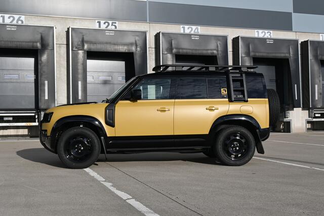 Land Rover DEFENDER 110 2.0 P300e 110 Trophy Edition Deep Sandglow Yellow | € 1.437 per maand*