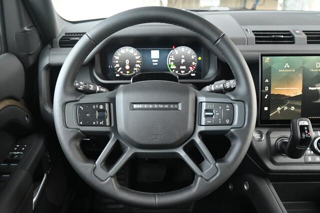 Land Rover DEFENDER 110 2.0 P300e 110 X-Dynamic HSE