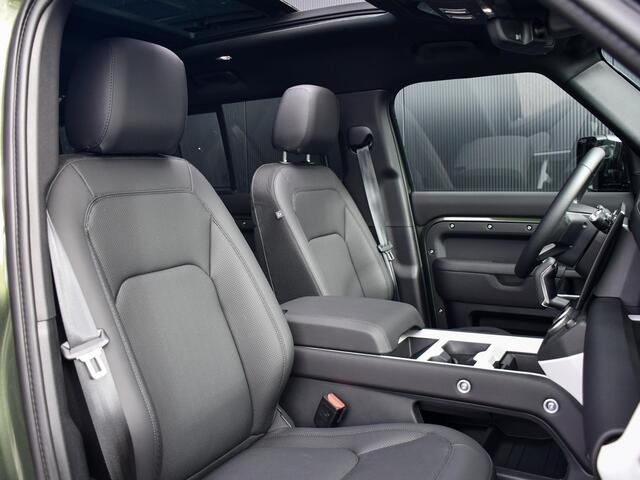 Land Rover DEFENDER 110 2.0 P300e 110 S | Cold Climate | Schuif-/kantel Panorama dak | Trekhaak | NP 104.526